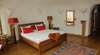hotel_img